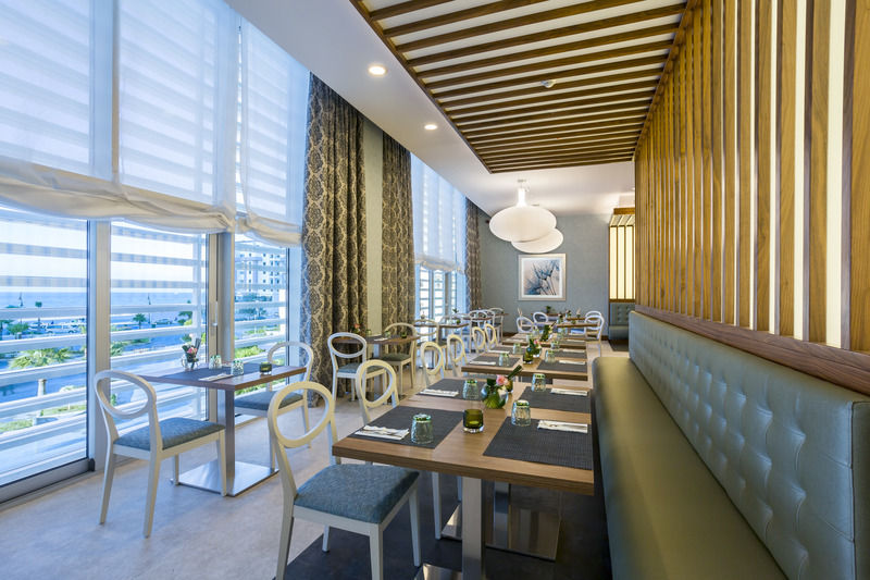 Hilton Garden Inn Tanger City Center Екстериор снимка